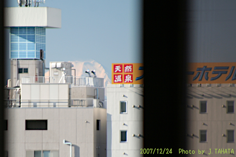 51024903_3
