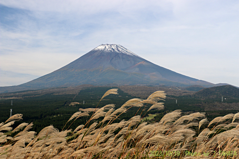 2023年10月19日の富士山写真